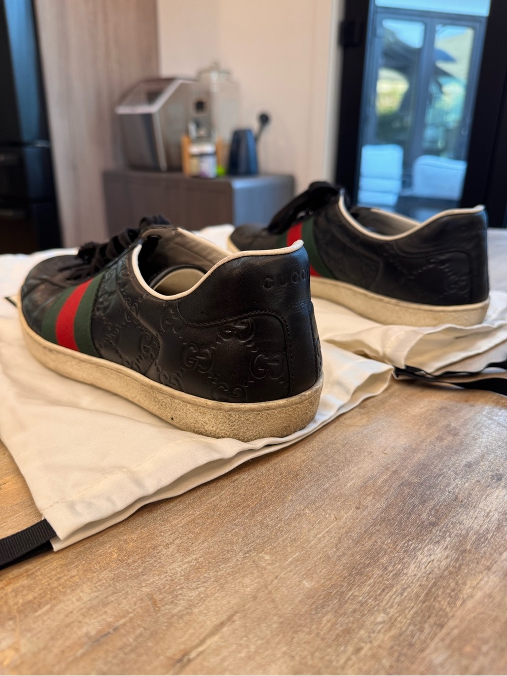 Gucci Men’s Black Leather Sneakers with Red & Green Stripe - Picture 8 of 9